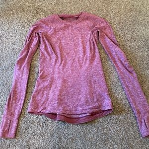 Lululemon mauve long sleeve running shirt.